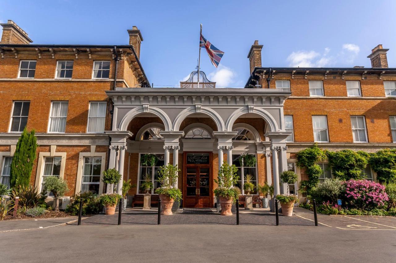 Oatlands Park Hotel Weybridge Luaran gambar