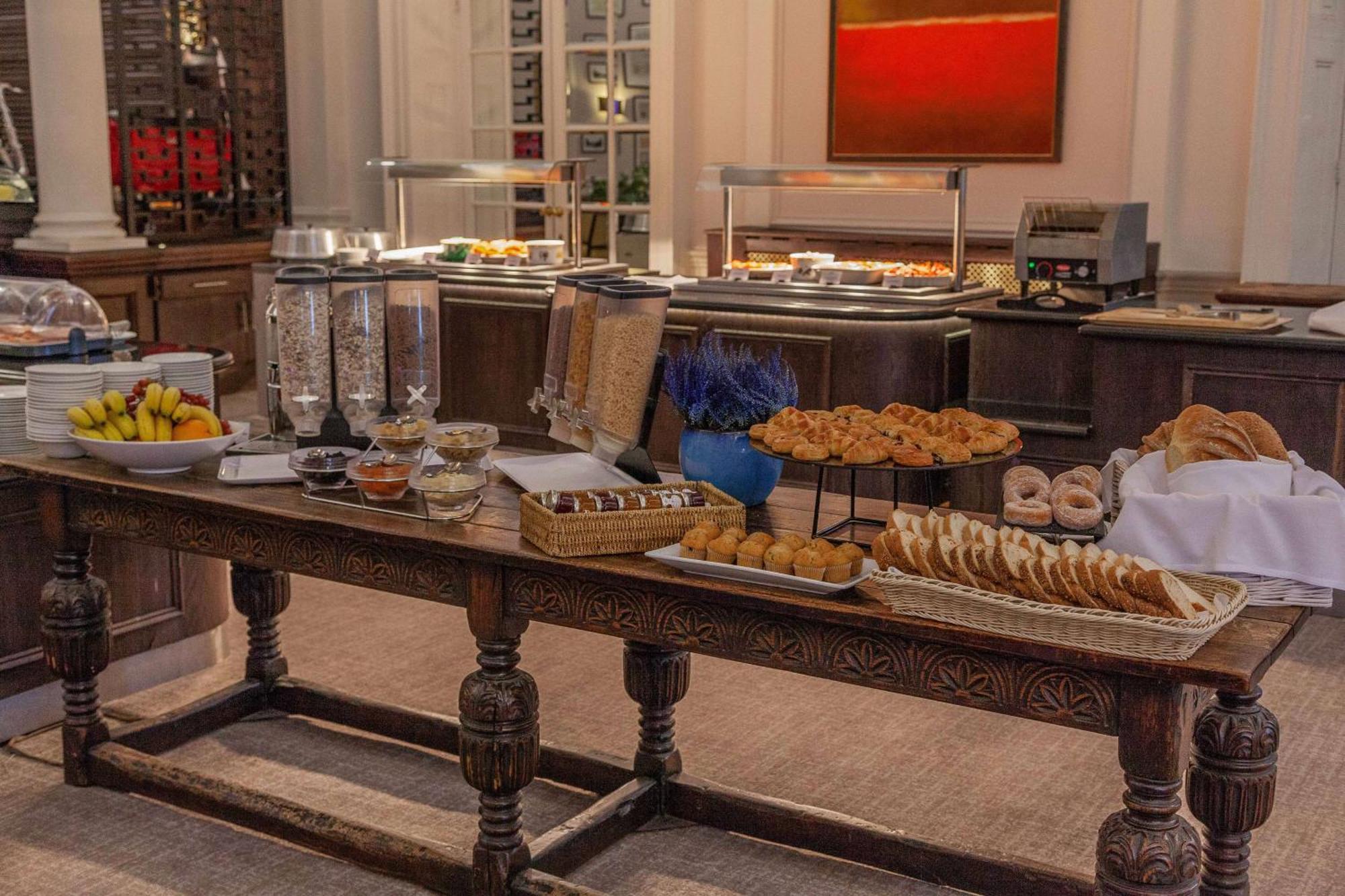 Oatlands Park Hotel Weybridge Luaran gambar